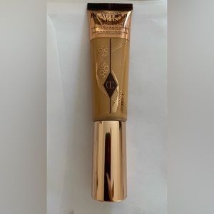 Charlotte Tilbury Beautiful Skin
Medium Coverage Liquid Foundation